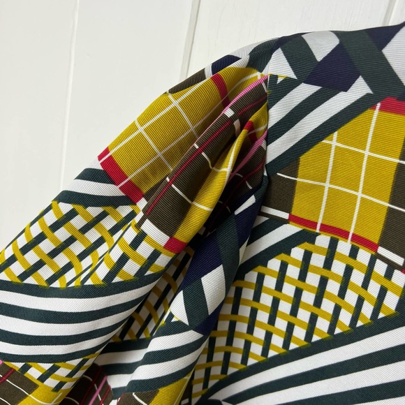 Gracia Leg of Mutton Sleeve Printed Blouse- sz L - Picture 9 of 11